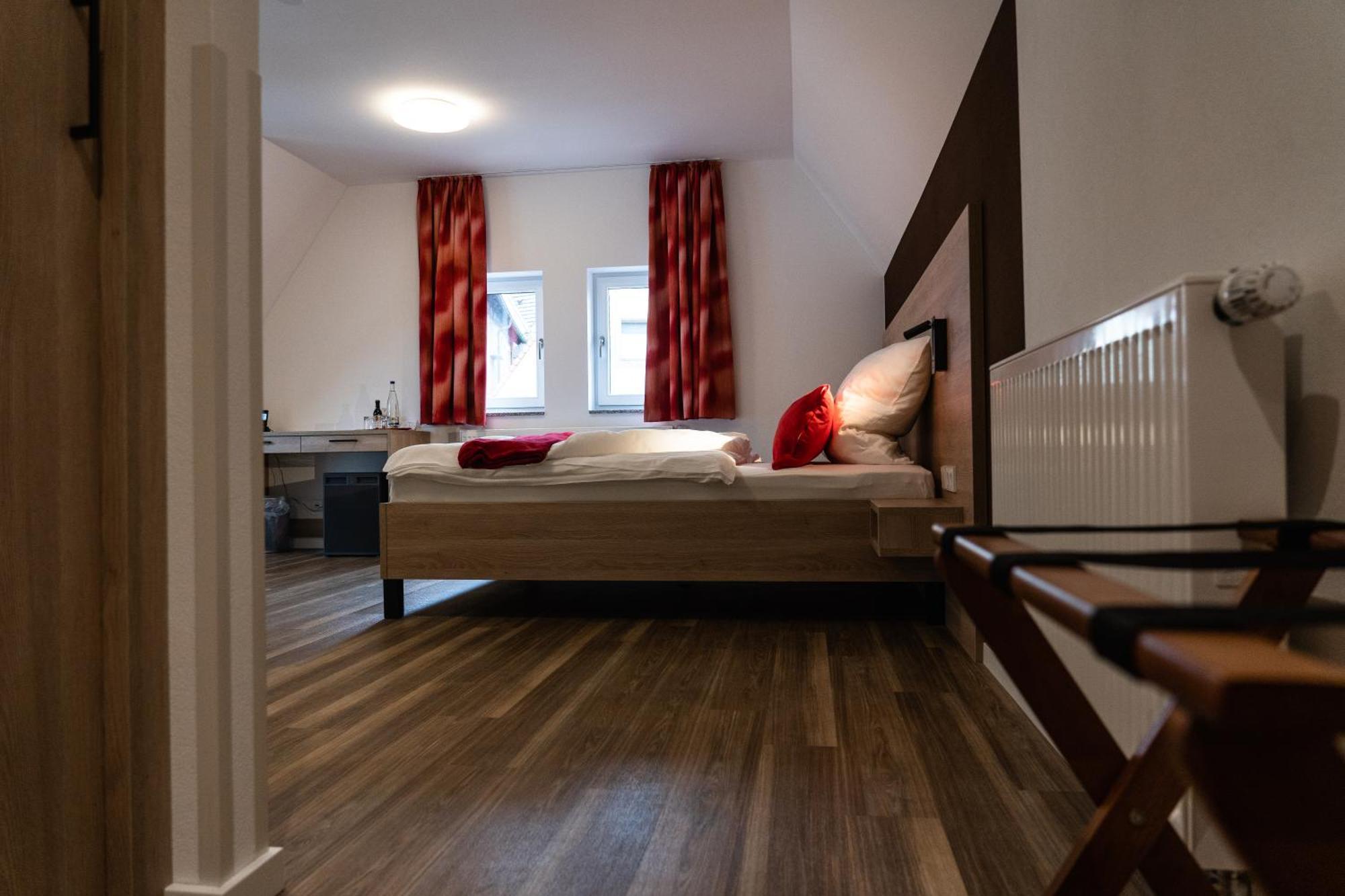 Altstadthotel Wilde Rose Eppingen Zewnętrze zdjęcie